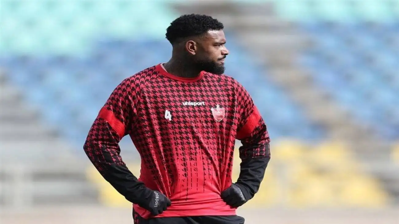 تصویر  -  ستاره پرسپولیسی با استایل متفاوت در میامی