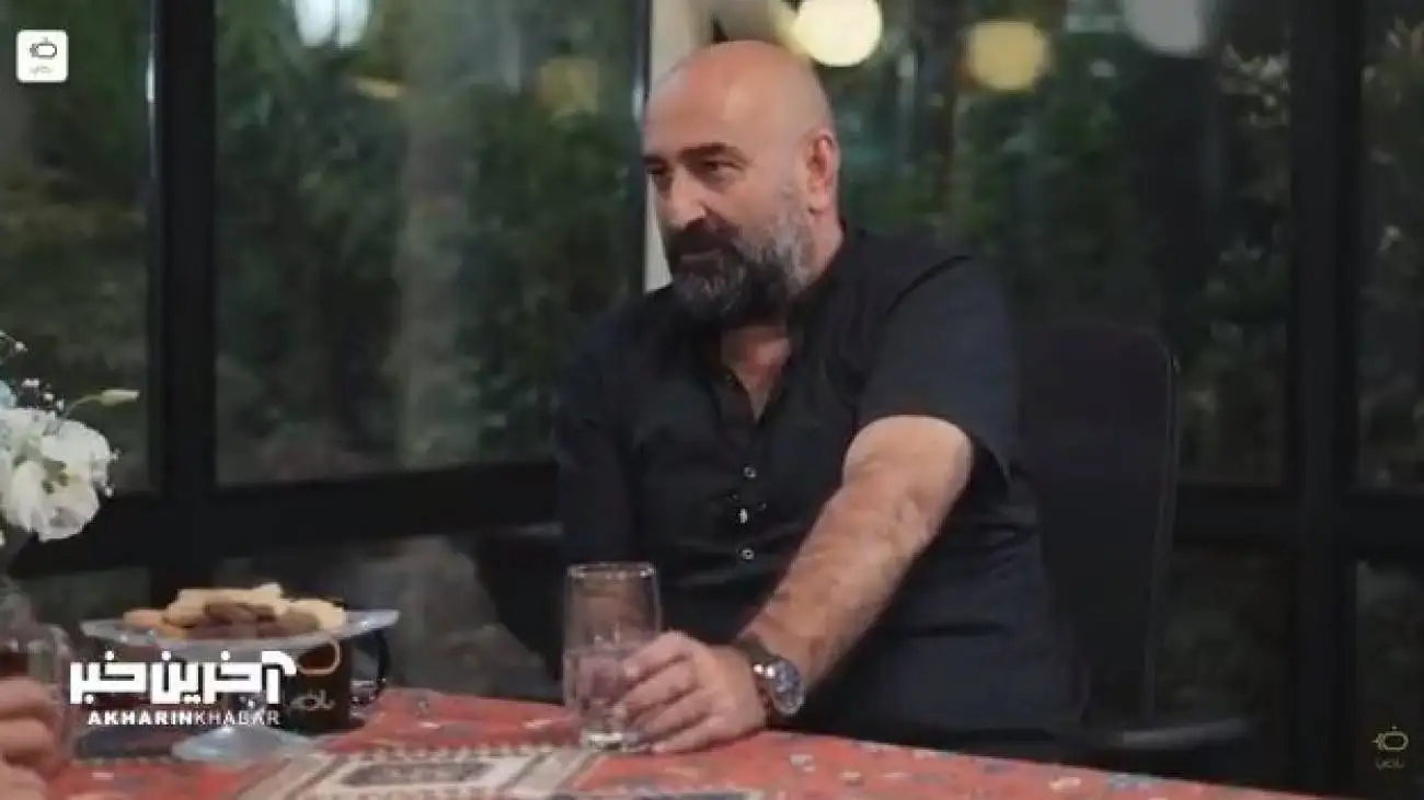 ویدیو  -  مهران احمدی: از جنگ خطرناک تر این است که در تهران با موتور تردد کرد!