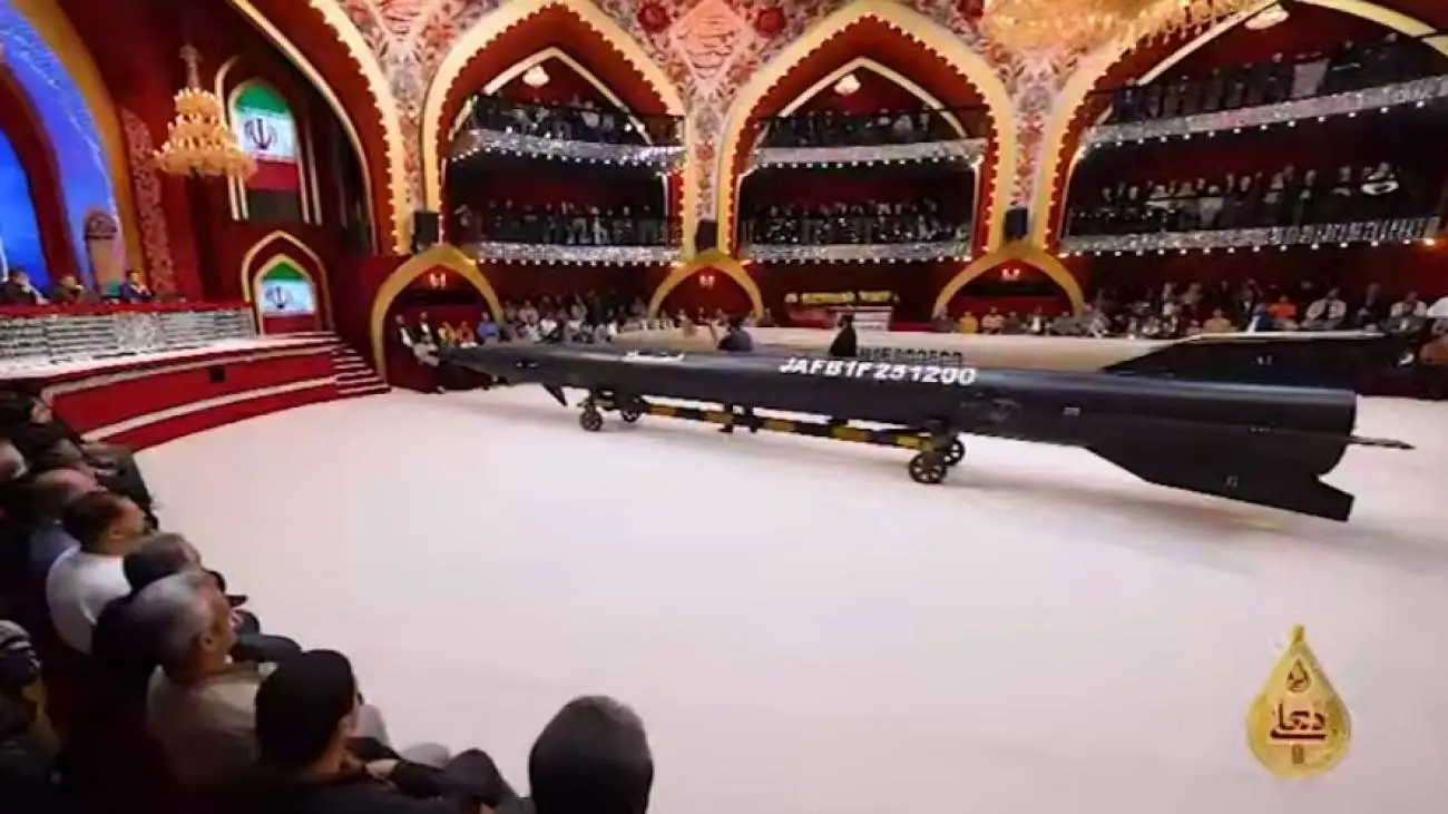 ویدیو  -  رونمایی از لانچر موشک ذوالفقار به همراه موشک های فوق پیشرفته و هایپرسونیک در شبکه سه