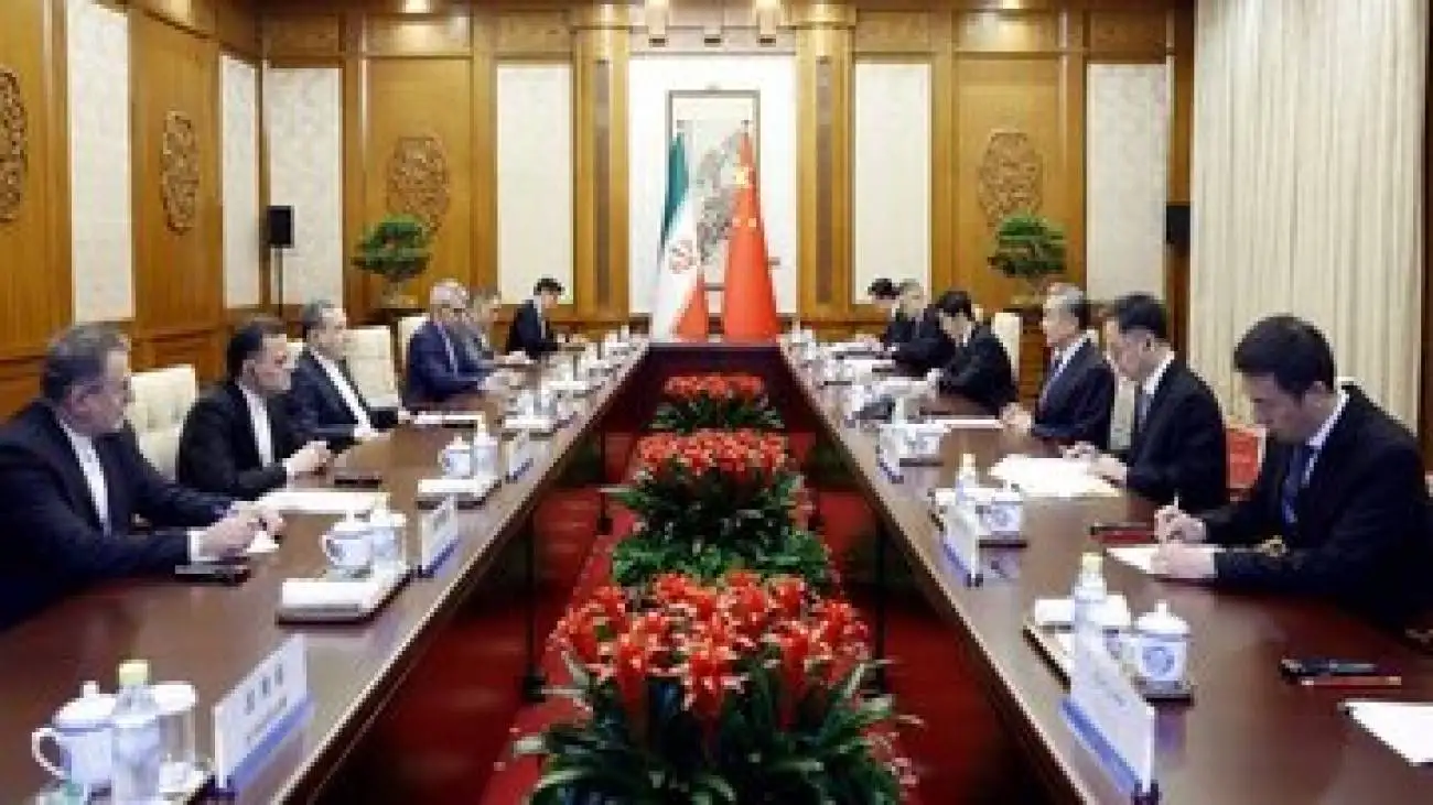 دیپلماسی بی وقفه عراقچی از الجزایر تا روسیه و چین؛ حرکت شطرنجی ایران در آستانه مذاکراتی حساس