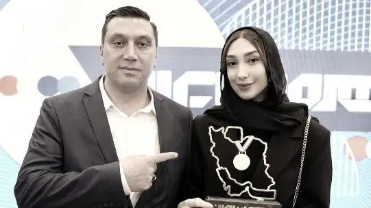 ویدیو  -  مبینا نعمت زاده: من اصلاً بلد نیستم چای بریزم  -   برای تمیزکردن اتاق تیم ملی هم زنگ میزنم به مادرم تورو خدا بیا به داد من برس ...