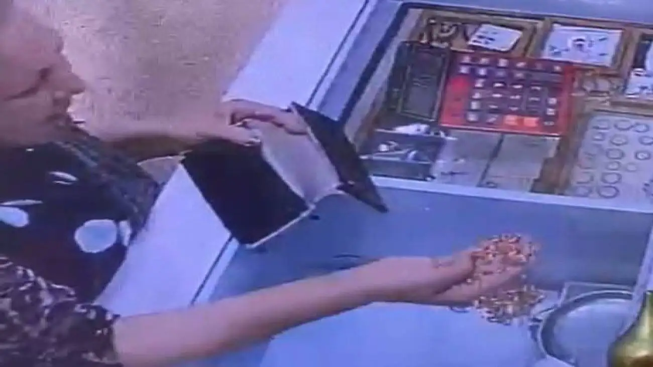 پلیس در تعقیب زنان سارق طلافروشی بوکان