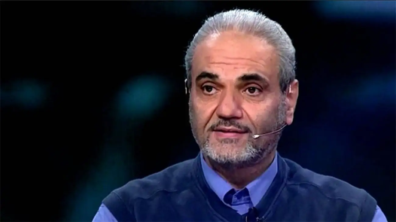 ویدیو  -  تذکر جواد خیابانی به گزارشگران بابت استفاده از یک کلمه!