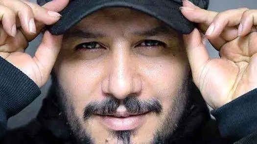 تفریحات پولداری جواد عزتی، مه لقا باقری، امیر کاظمی، عباس جمشیدیو رویا میرعلمی در تورنتو  -  چه ویو بهشتی شبیه کارتون بچه های آلپ هست