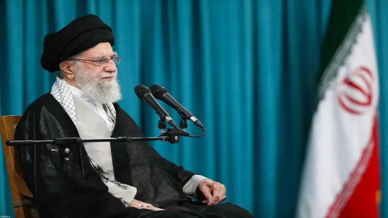 انقلابی گری فقط سروصدا کردن نیست