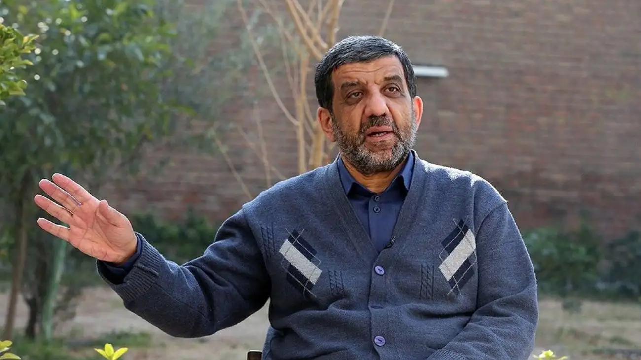 اسم عجیبی که عزت الله ضرغامی همسرش را با آن در گوشی ذخیره کرده است!