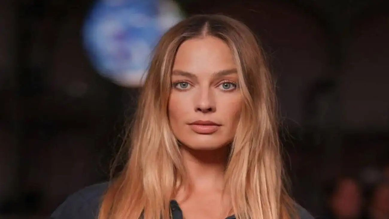 خانم بازیگر اصلا به نظر منتقدان اهمیت نمی دهد  -  فقط تماشاگر را دریاب!