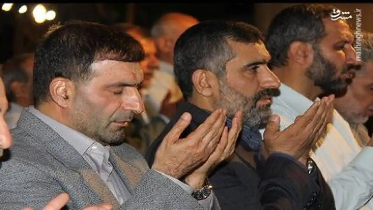 تصویر  -  تصویر کمتر دیده شده از دو شهید موشکی ایران در جوانی روی کشتی؛ شهیدان حاجی زاده و طهرانی مقدم