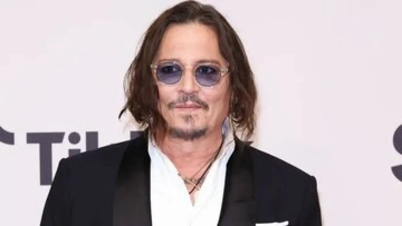 آقای جانی دپ، چرا این فیلم حق اکران ندارد؟