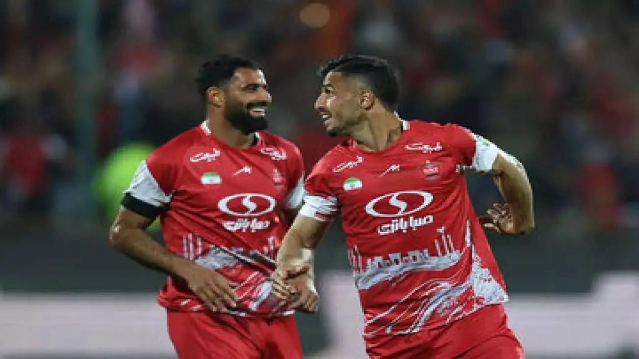 جنگ داخلی در پرسپولیس؟