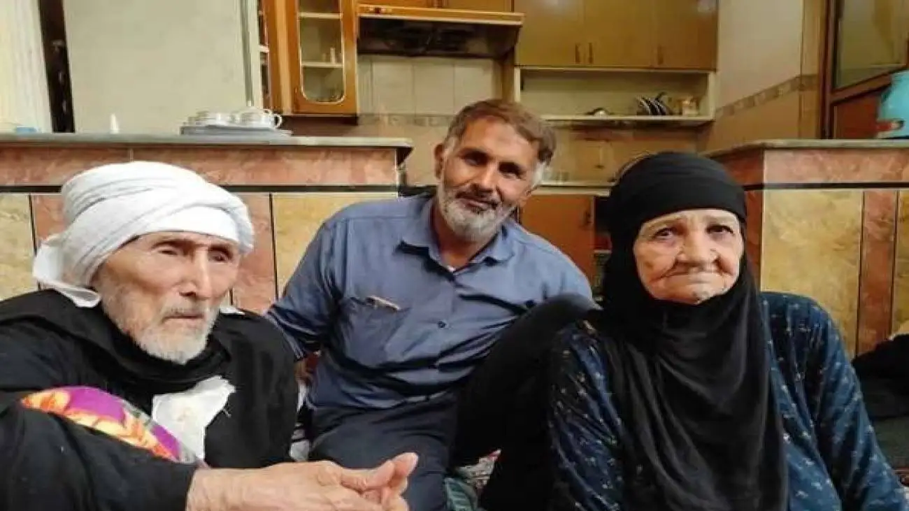 (شفیع چنانه) داوطلبانه 4 دهه میراث بان قلعه تاریخی شوش بود  -  میراث بانی زیر بمباران دشمن