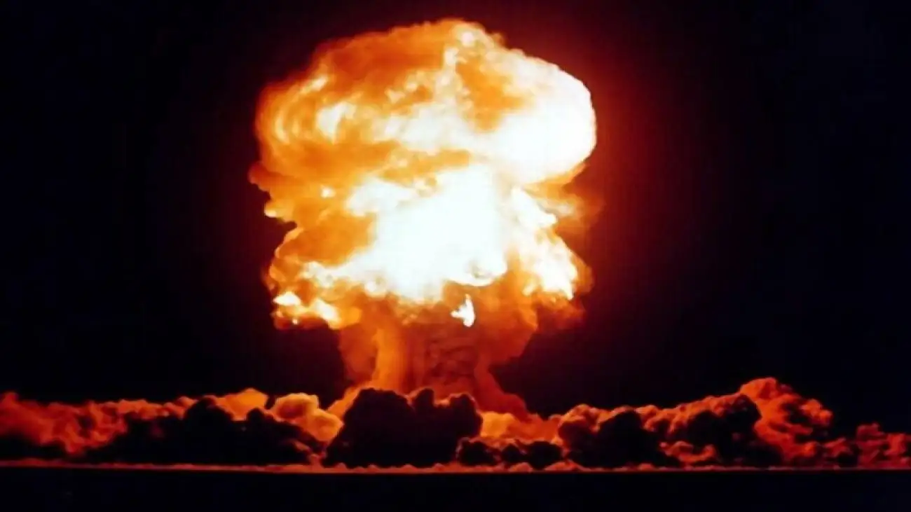 یک گام تا آخرالزمان هسته ای؟  -  پشت پرده دستور ترامپ؛ سال های پیش رو با بحران های هسته ای تعریف خواهد شد؟