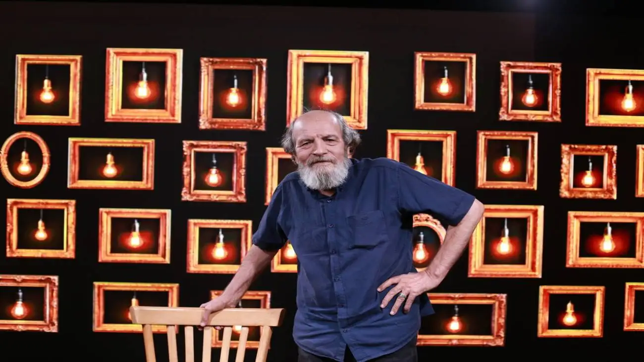 سریال (روزی روزگاری) را دوستم صحرا به من داد