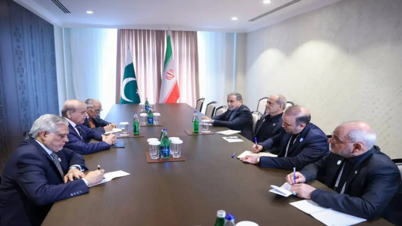 ویدیو  -  رئیس جمهور: نیروهای مسلح ما درس خوبی به متجاوزین دادند و مانع گسترش جنگ در منطقه شدند