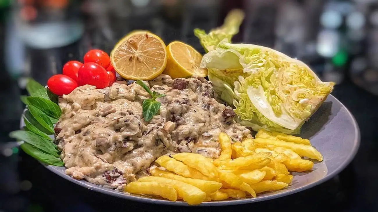درست کردن چیکن استراگانف ساده رستورانی با طعم بسیار عالی