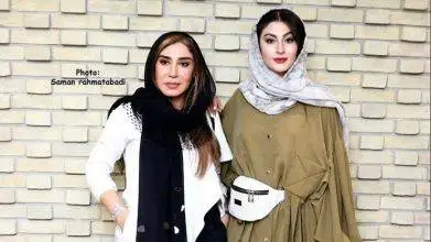 فیلم هم خوانی جالب دو بازیگر زن با یک ترانه  محبوب