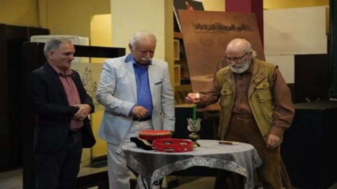 سوگند سیاه باز جوان -  توصیه ای به جوانانی که سیاه می شوند