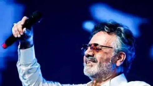 دانلود آهنگ باشکوه معین  -  میمانم با یادت تا پای این دنیا