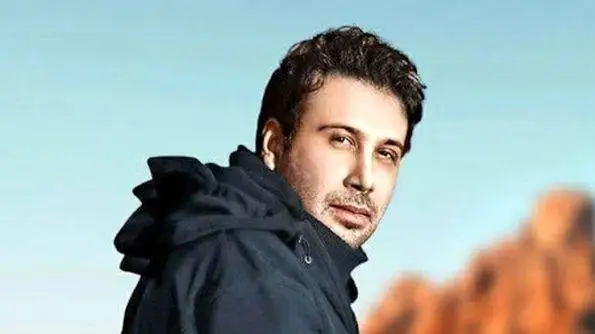 دانلود آواز باشکوه محسن چاوشی   -  آهنگ تورو از یاد ببرم با خاطراتت چه کنم ... + متن