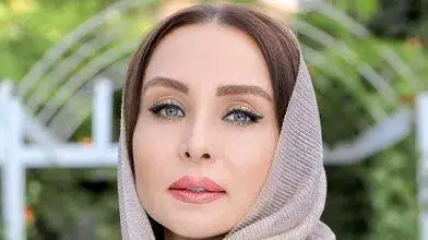 ویدیو  -  حدیث فولادوند: 2 سال پیش خارج بودم ... چای ماچا خوردم ....  -  از دل درد مُردم ... اه اه واقعا مزه لجن میده! ... اسمش باکلاسه ... خودش زهرمار ...