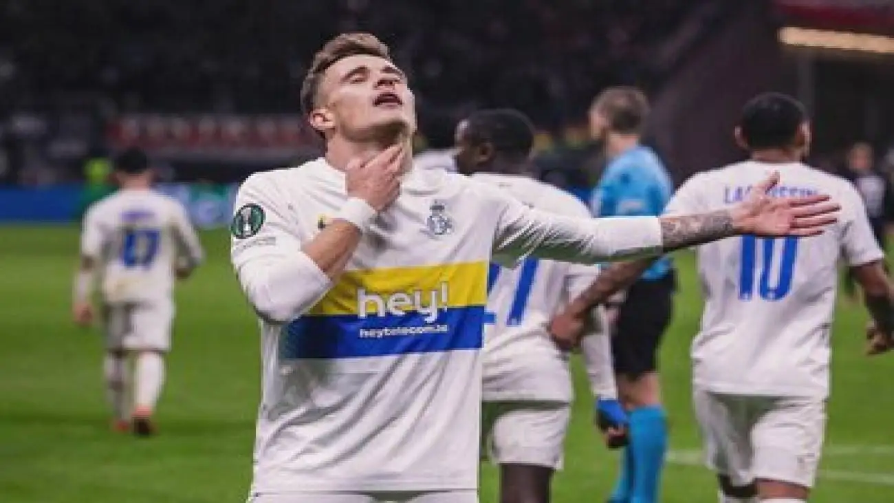 سرنوشت ستاره های دورگه در تیم ملی ایران؛ دنیس اکرت در راه گوچی و دژاگه یا دانیال داوری؟!