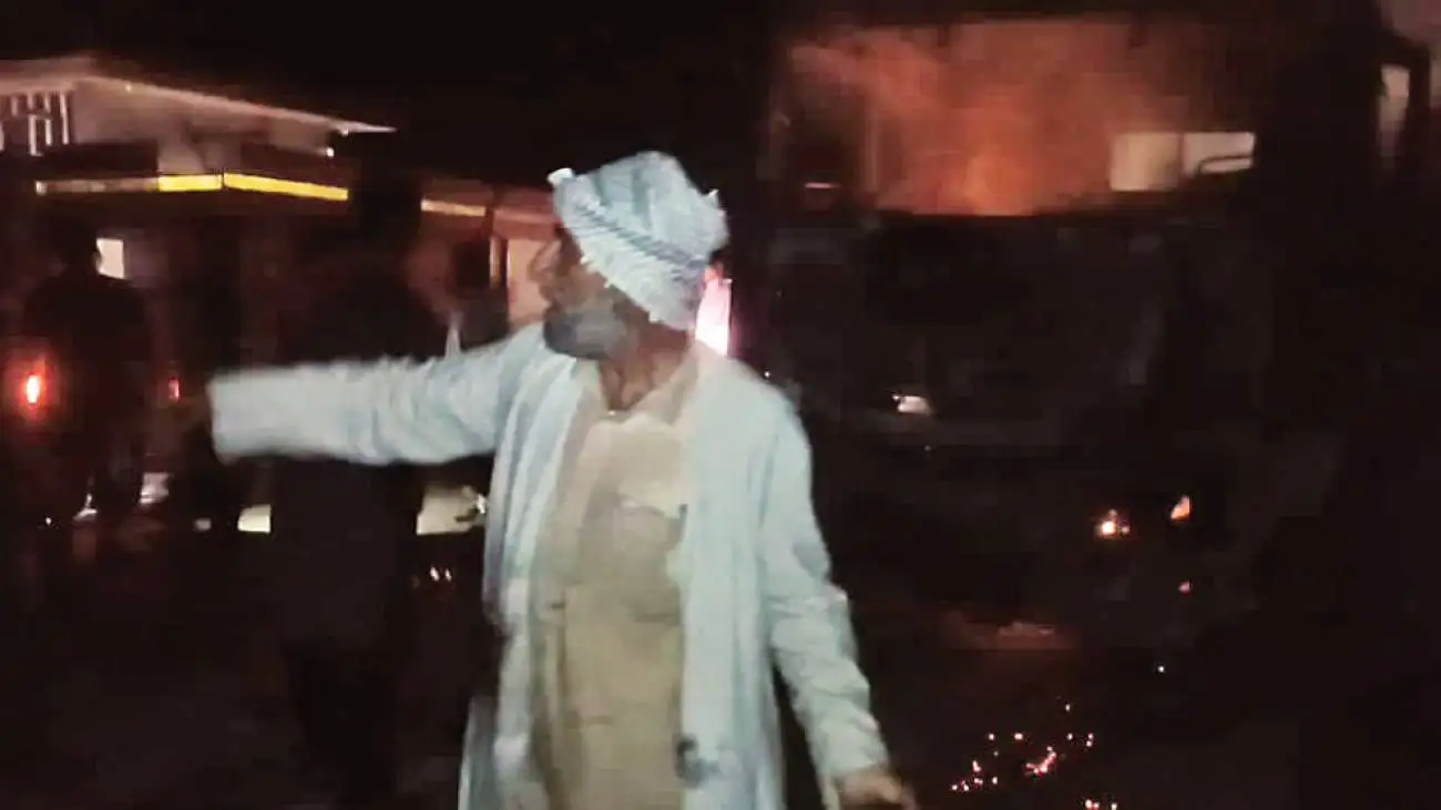 از خودگذشتگی یک روحانی برای جلوگیری از انفجار پمپ بنزین