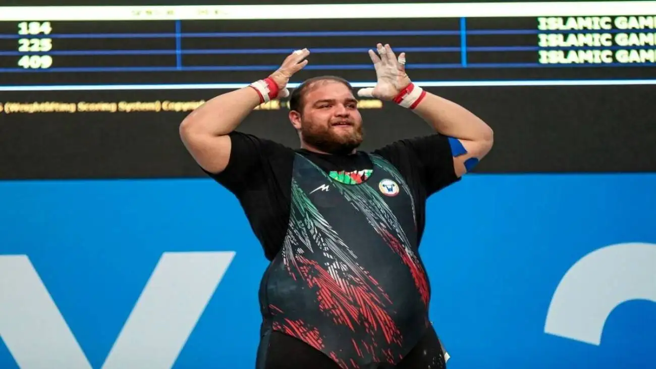 ویدیو  -  حرکت جوانمردانه علیرضا یوسفی بعد از مصدومیت رضا حسن پور