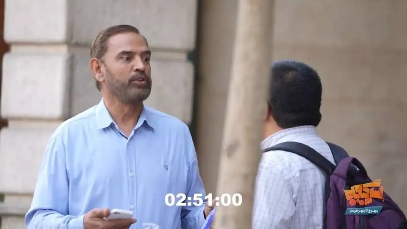 ویدیو  -  فیروز کریمی مجبور به عذرخواهی شد؛ تلاش جالب مجری تلویزیون برای توجیه حرف های زن ستیزانه و چسباندن ماجرا به ضدانقلاب!