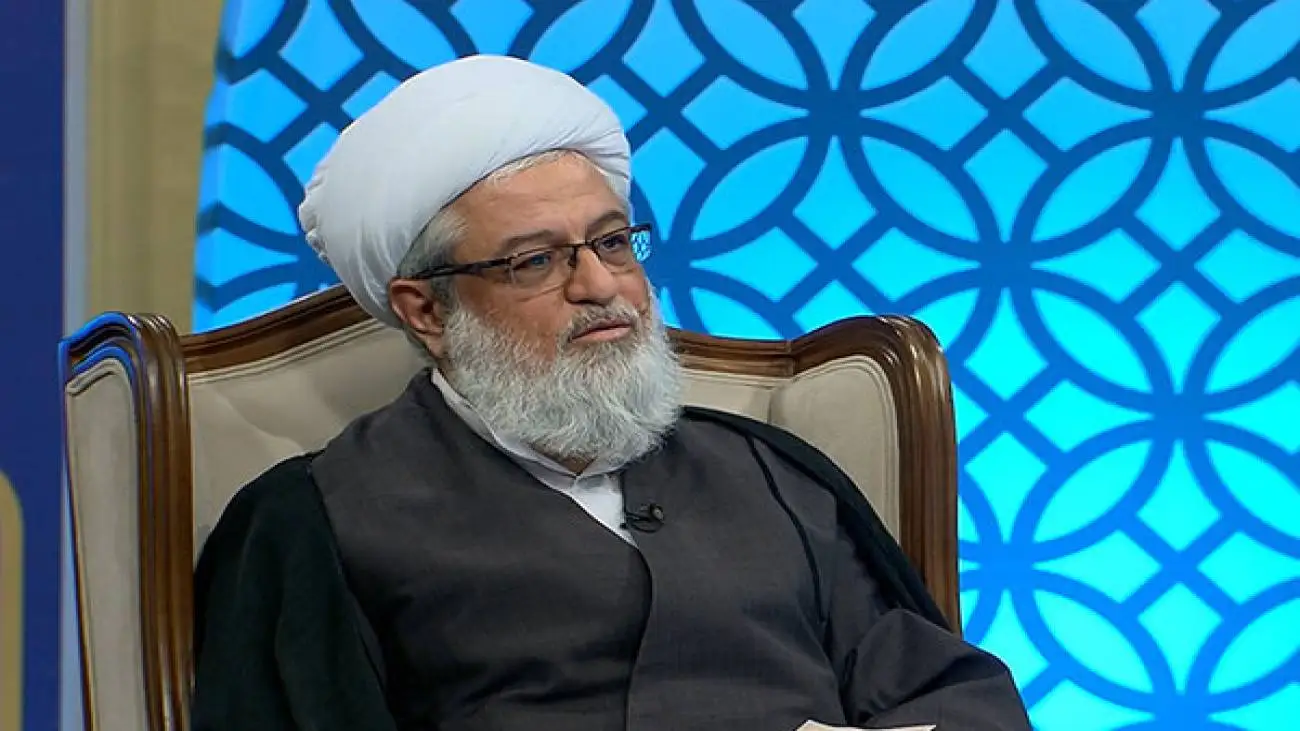 ویدیو  -  حجت الاسلام عابدینی: صدها نفر پیش بینی کرده اند که جمهوری اسلامی سقوط می کند ولی جمهوری اسلامی مانده و آن  افراد امروز دیگر زنده نیستند