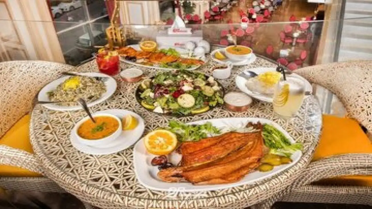 جنجال صورتحساب شام یک خانواده در تهران؛ 17 میلیون ناقابل -  عکس