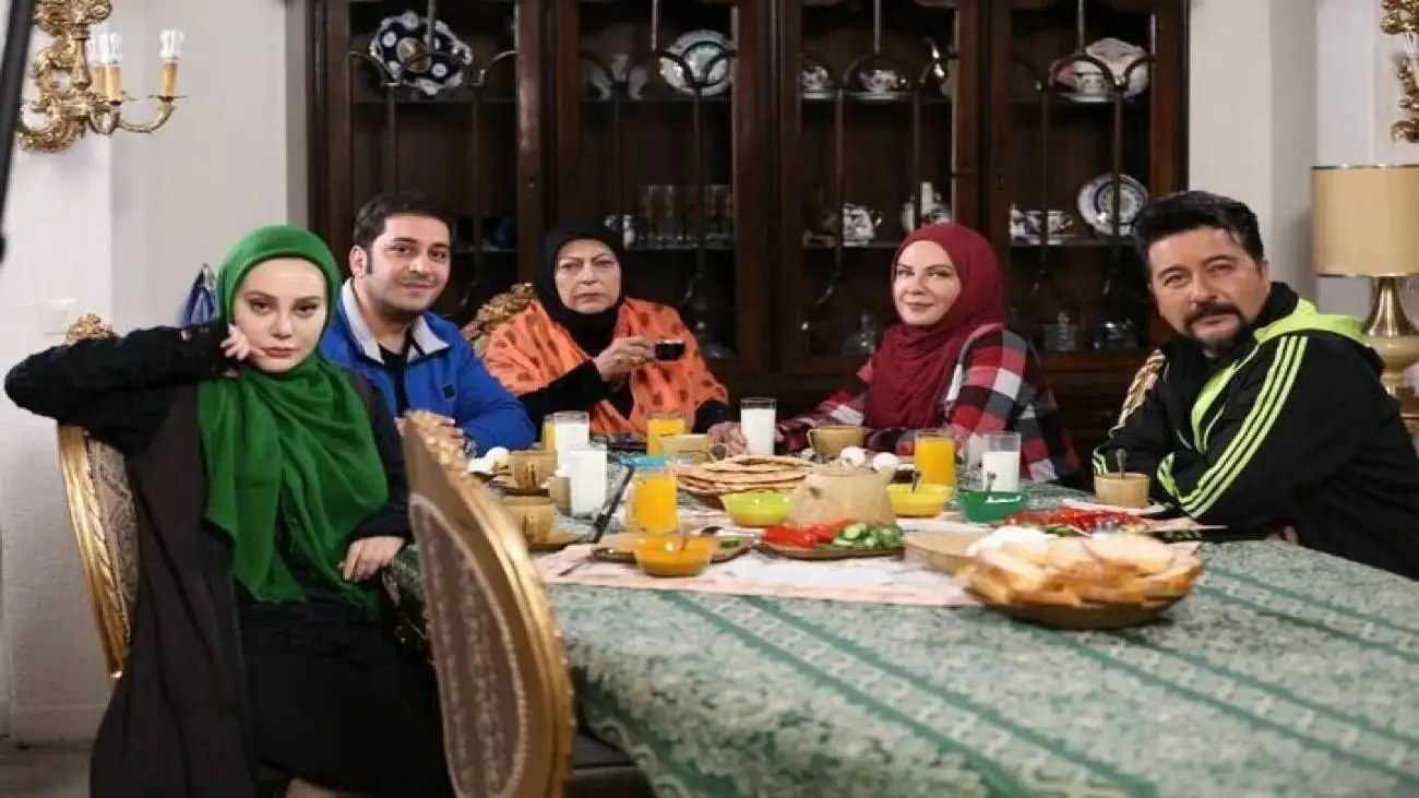 لعیا زنگنه و نصرالله رادش با سریال طنز به شبکه 2 می آیند