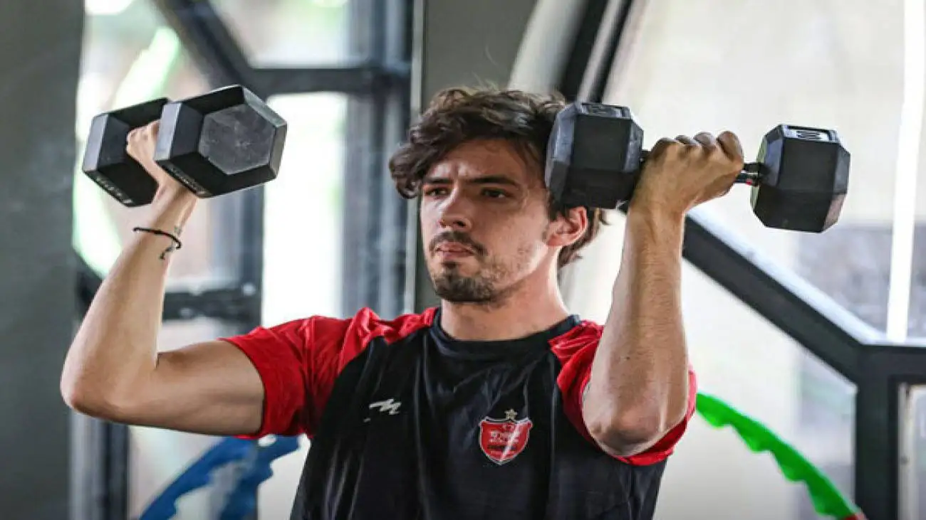 عصبانیت اوسمار به خاطر یک بازیکن پرسپولیس  -  باشگاه هم ناراضی است