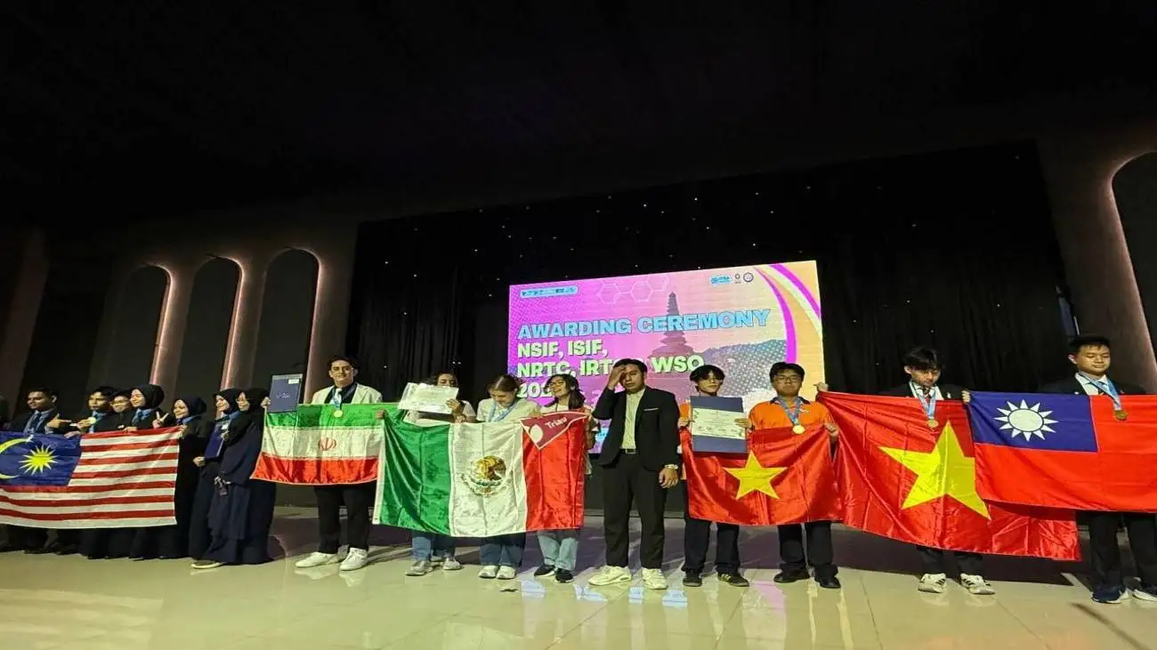 مدال دانش آموزی علم و اختراع