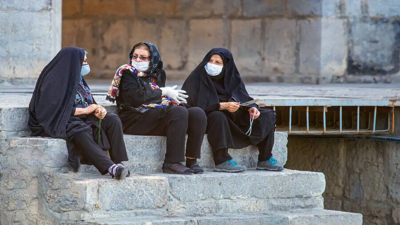 آمارهای نگران کننده از شیوع پوکی استخوان در ایران  -  استخوان های سالم می خواهید، این چند توصیه را جدی بگیرید