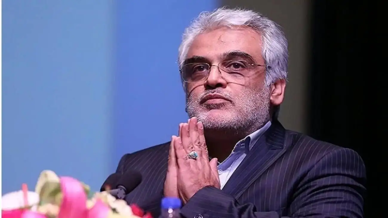 ویدیو  -  لحظه ای که بغض نوه شهید طهرانچی روی آنتن تلویزیون ترکید