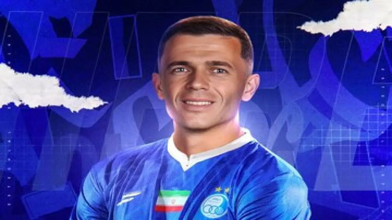 عکس -  دلبری یاسر آسانی از استقلالی ها با رونمایی از استوک های ویژه اش