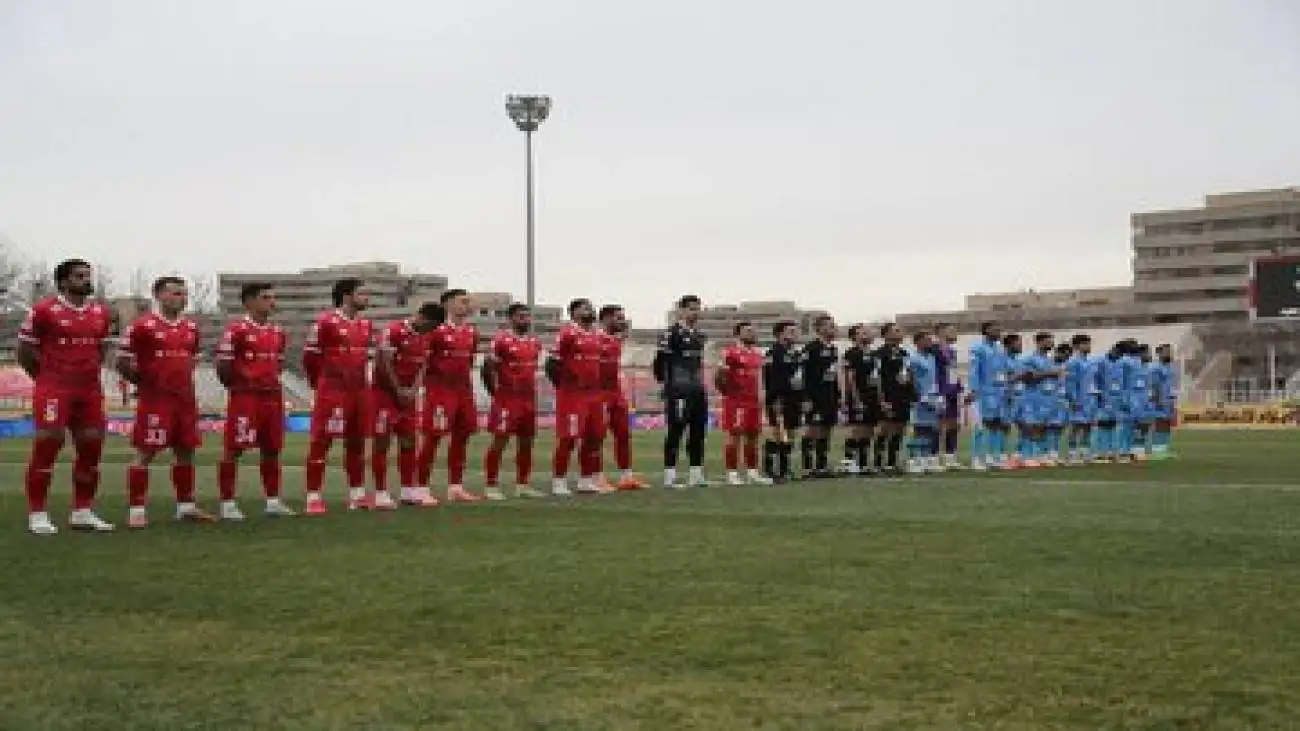 درگیری شدید 2 بازیکن پرسپولیس جلو چشم اوسمار