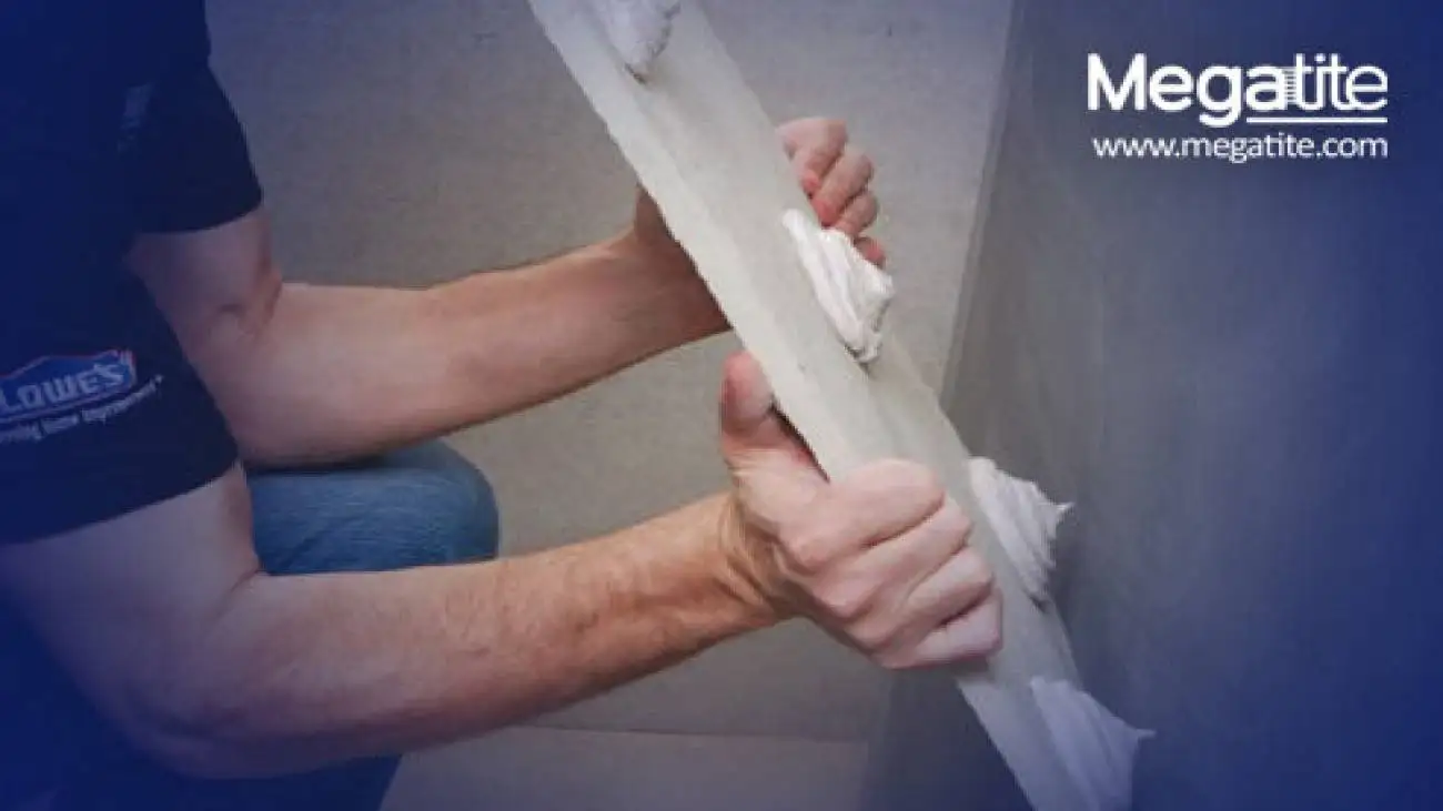 نصب ایمن سنگ نما با چسب اپوکسی مگاتایت؛ مقابله با دلایل سقوط سنگ نما