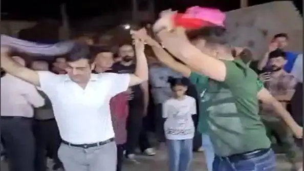 فیلم آواز باشکوه و شاد  -  ببینید همدان اوشاخلاری با رقص باحال و گروهیشون چطوری مجلسو دست گرفتن