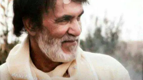 دانلود آهنگ گمشده از حبیب با متن (کامل) و پخش آنلاین -  ز ﺧﺮاﺑﻰ ﻣﻰ ﮔﺬﺷﺘﻢ..ﺧﺎﻧﻪ ام اﻣﺪ ﺑﻪ ﻳﺎد