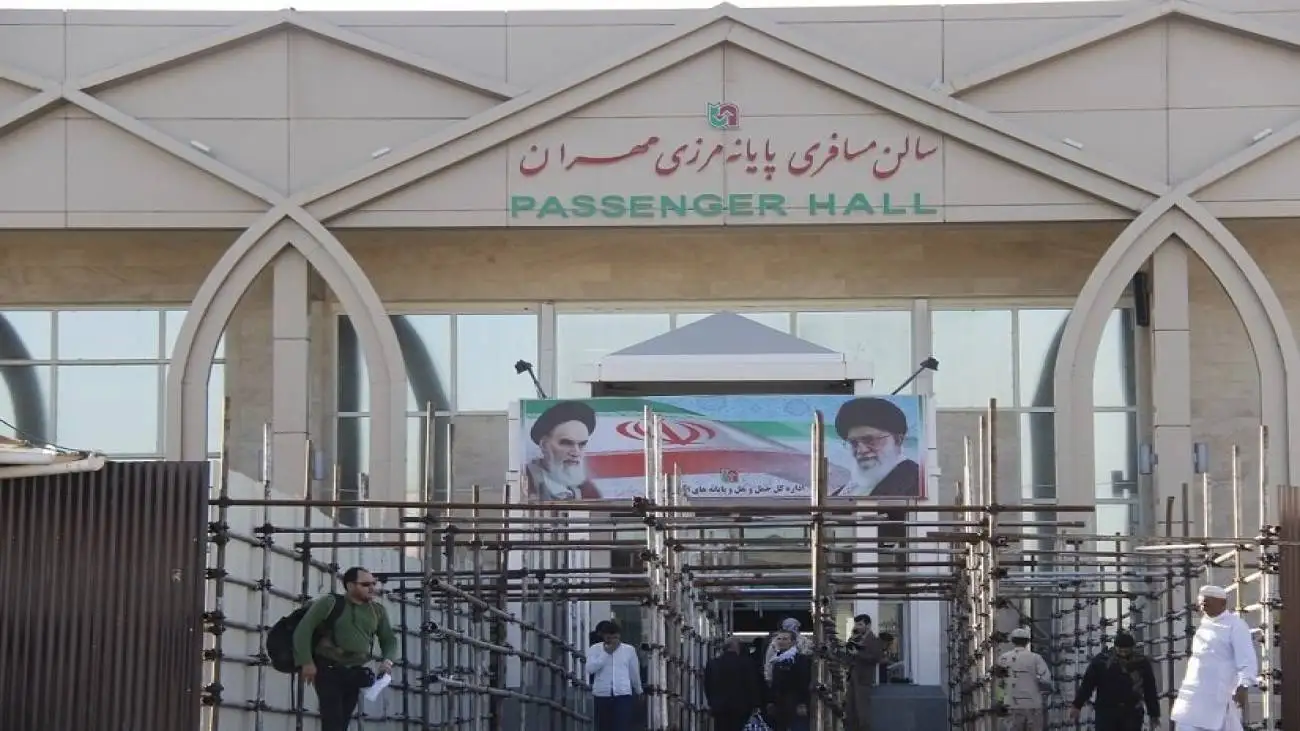 مرز مورد علاقه زائران اربعین کجاست؟  -  تردد روزانه 365 هزار خودرو از این شهر