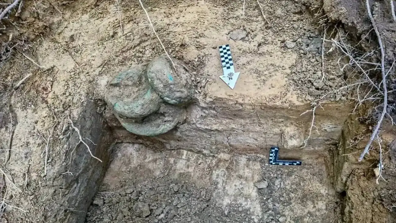 پیدا شدن جواهرات 2800 ساله توسط جویندگان آماتور + عکس