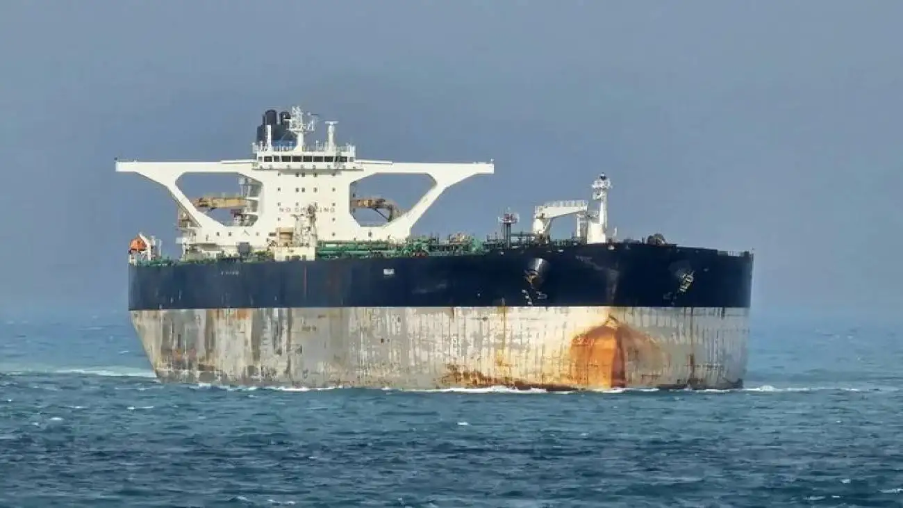 آمریکا همچنان در تعقیب این کشتی؛ بلا-1 حامل نفت ایران با پرچم روسیه به سوی ونزوئلا می رود