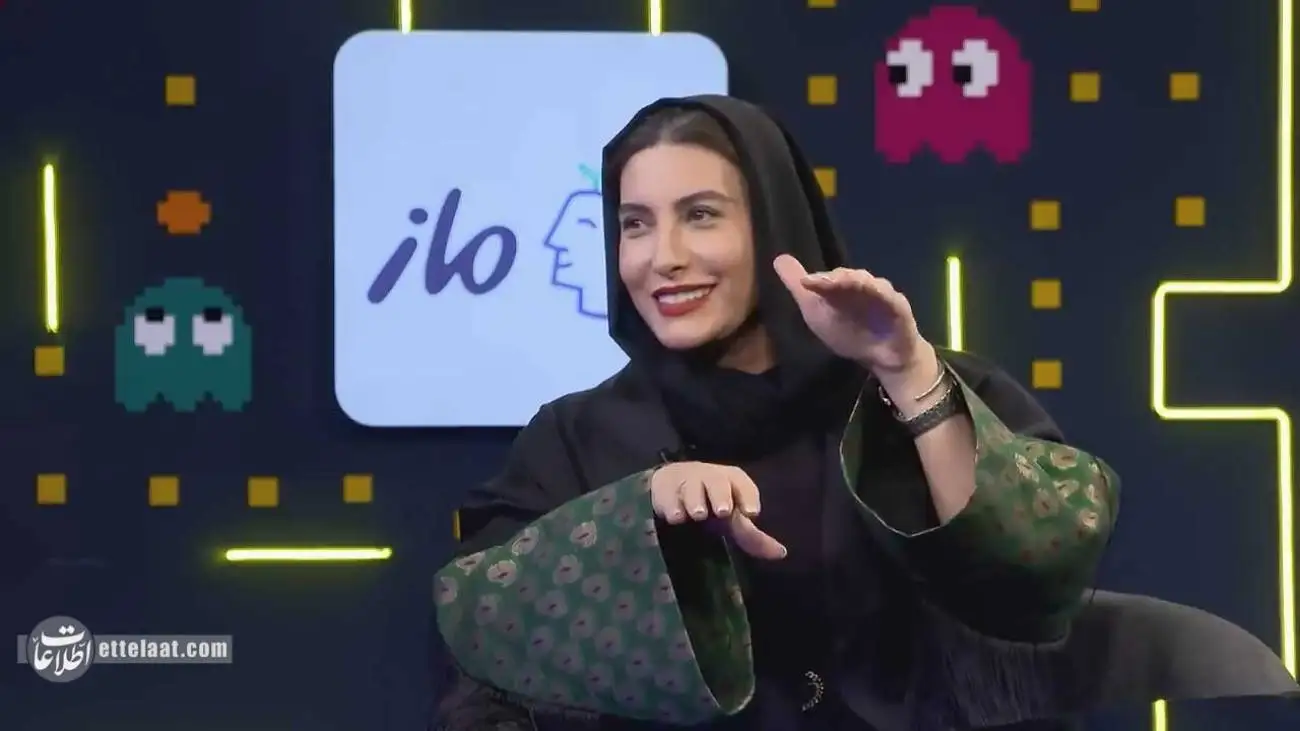 ویدیو  -  فریبا نادری دوباره با ماشین لوکسش خودنمایی کرد