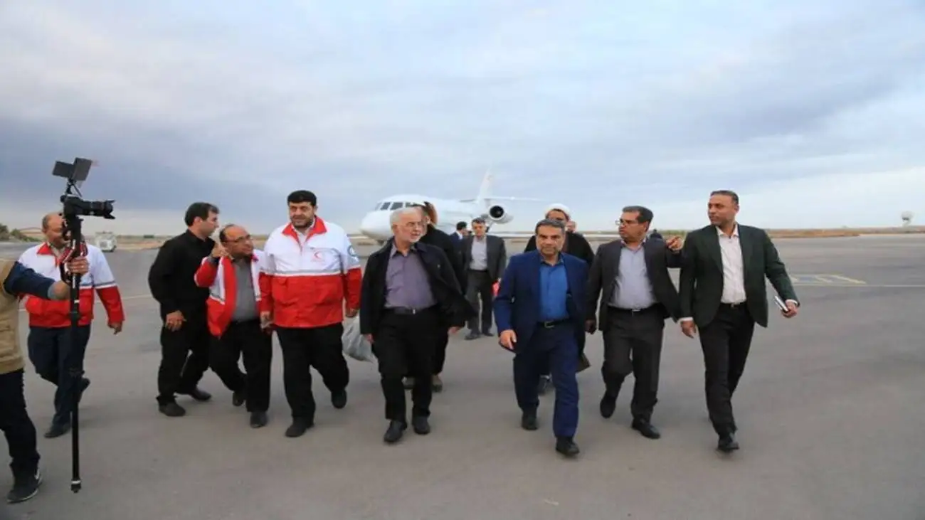 ویدیو  -  توضیحات وزیر کشور در موردتلاش برای مهار کامل آتش با وجود وزش باد شدید