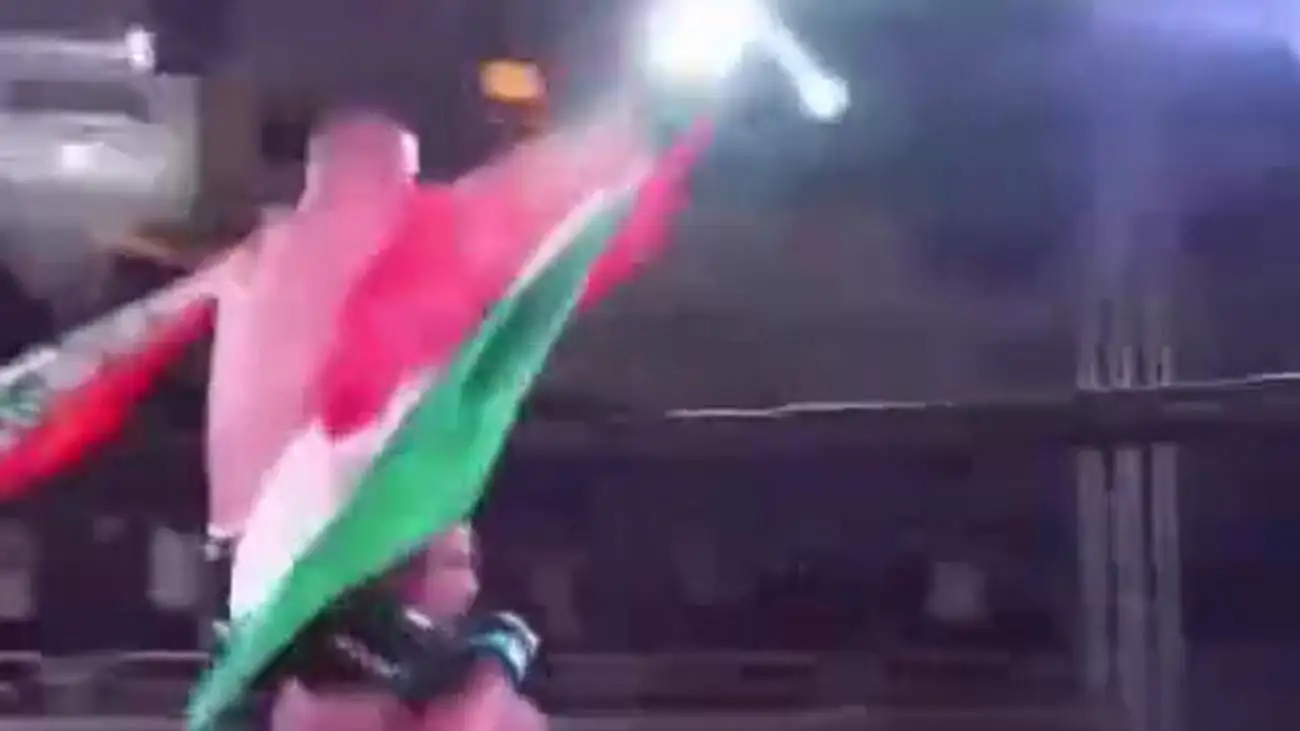 ویدیو  -  اتفاق جالب پس از پیروزی بوکسور عراقی در مقابل بوکسور ایرانی