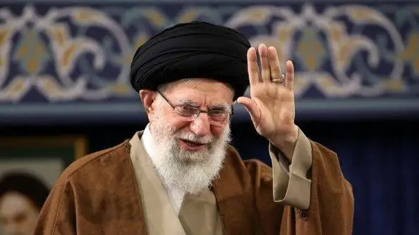 بررسی سینی چای و پنیر مقام معظم رهبری در دوران جوانی  -  ساده زیستی آقا از اوایل زندگی