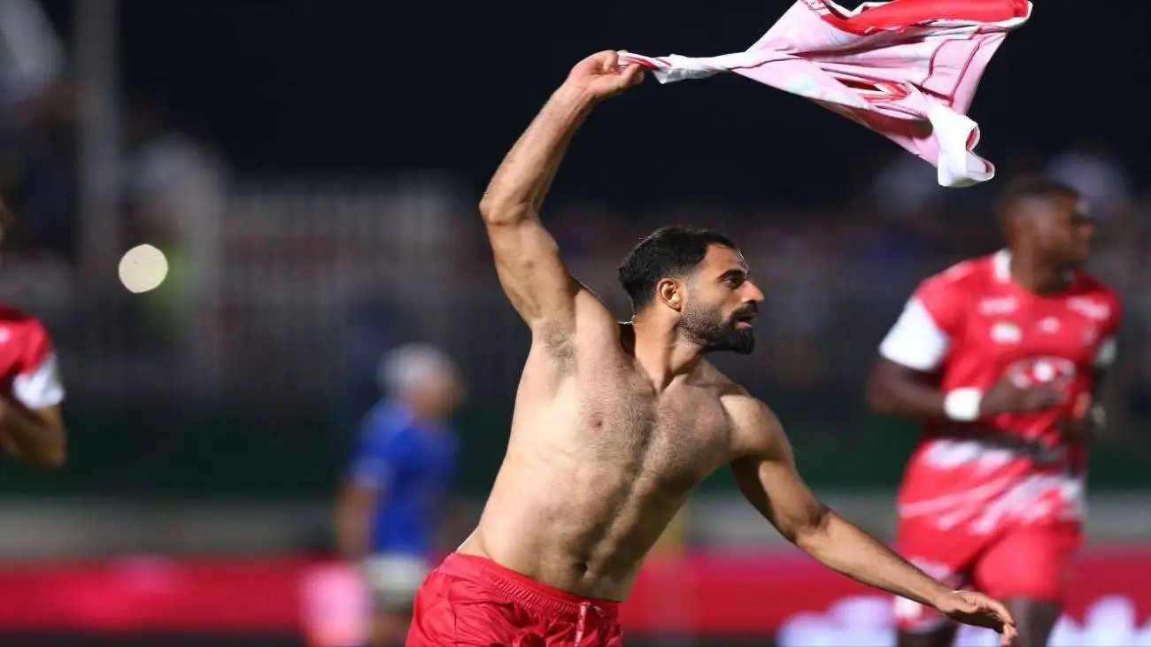 من نتوانستم عشقم پرسپولیس را رها کنم  -  دارد بغضم می گیرد