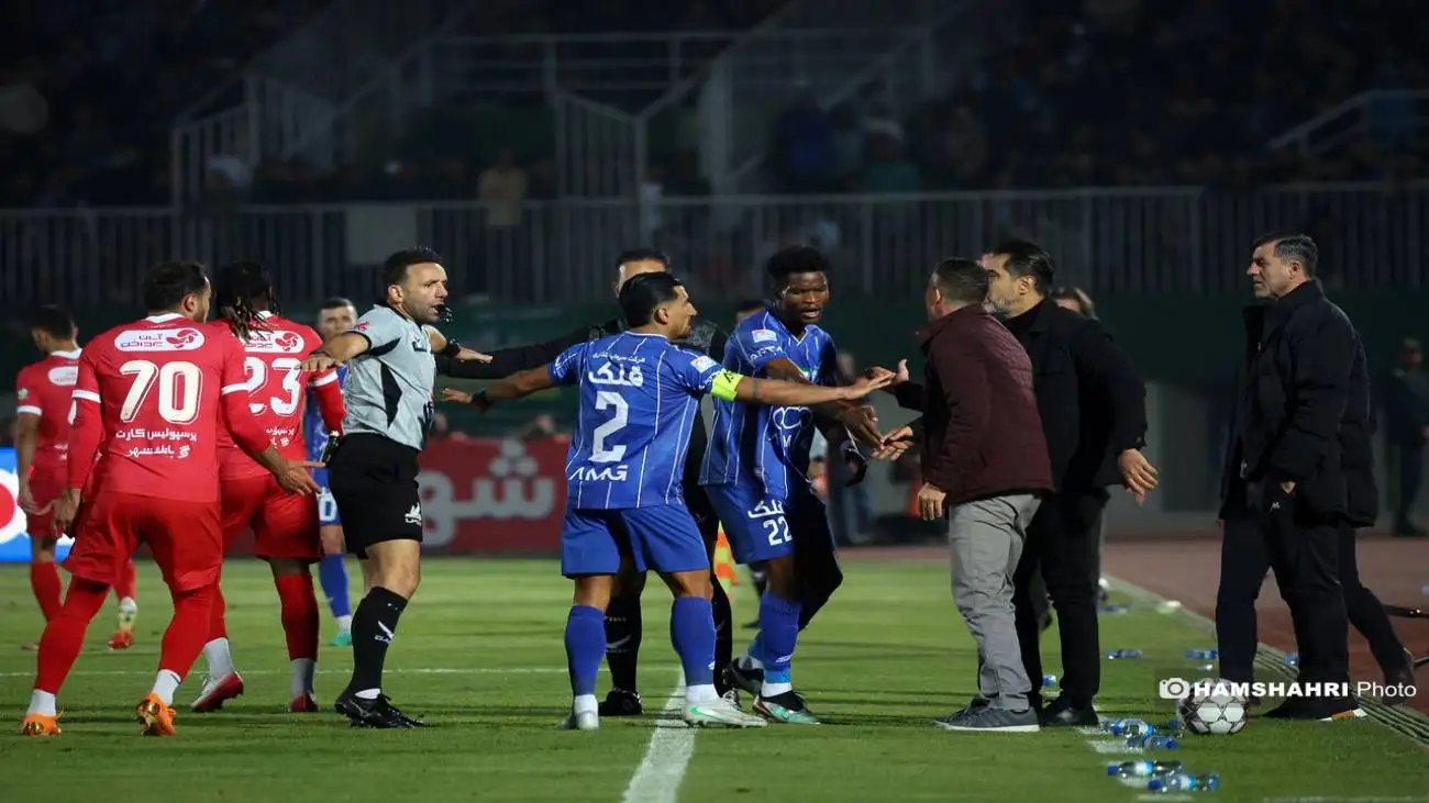 کارشناس داوری: پنالتی استقلال اشتباه بود؛ var را آوردند تا مانع اشتباهات داور شود