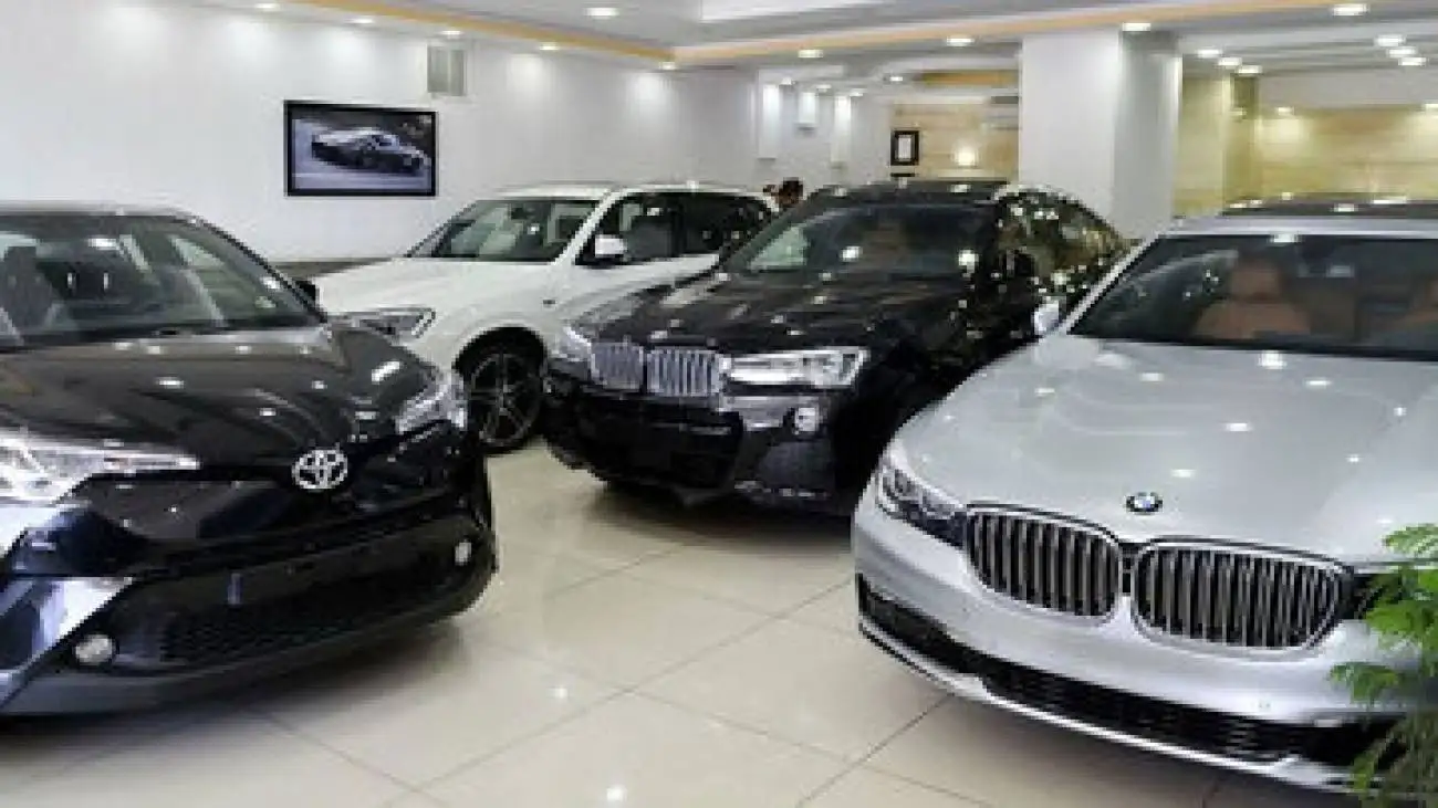 واکنش وزارت صمت به جهش قیمت خودرو؛ مخالف هستیم، اما کاری نمی توانیم کنیم